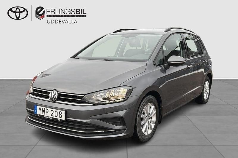 Grå Begagnad 2018 VW Golf VII Halvkombi | 179 900 kr - Bild 1/4