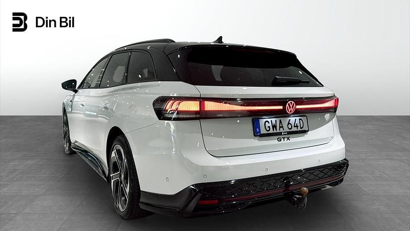Begagnad VW ID.7 GTX 250 kW (340 HK) 2024 Vit Kombi