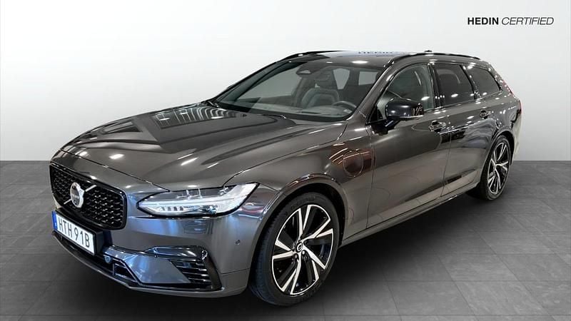 Grå (brown) Begagnad 2021 Volvo V90 R-Design Kombi | 394 900 kr (Marknadspris) - Bild 1/4