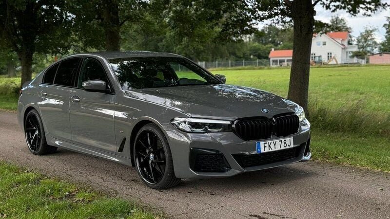 Begagnad BMW 520 M Sport 184 HK (135 kW) 2020 Grå Sedan