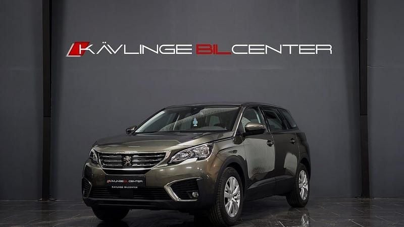 Grå Begagnad 2019 Peugeot 5008 SUV | 229 900 kr (Marknadspris) - Bild 1/4