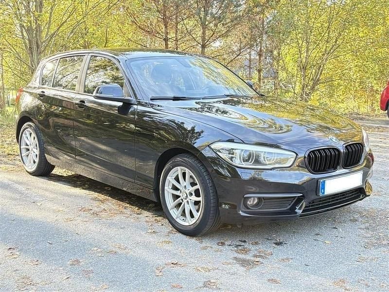 Begagnad BMW 116 Advantage 116 HK (85 kW) 2016 Svart Halvkombi