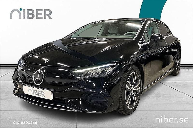 Svart Begagnad 2022 Mercedes EQE350 Sedan | 349 900 kr - Bild 1/4