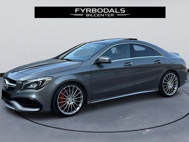 Mörkgrå Begagnad 2016 Mercedes CLA45 AMG AMG Sportkupé | 335 000 kr (Dyr) - Bild 1/4