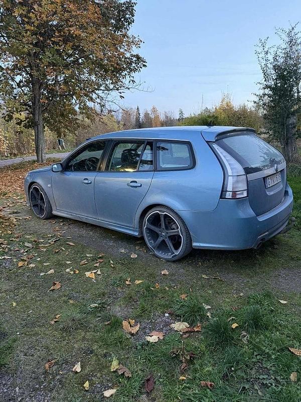 Blå Begagnad 2008 Saab 9-3 Aero Kombi | 20 000 kr (Bra pris) - Bild 1/4