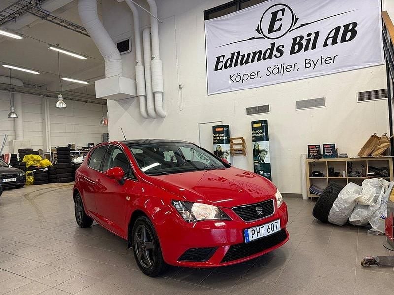 Röd Begagnad 2017 Seat Ibiza Style Halvkombi | 87 800 kr (Marknadspris) - Bild 1/4