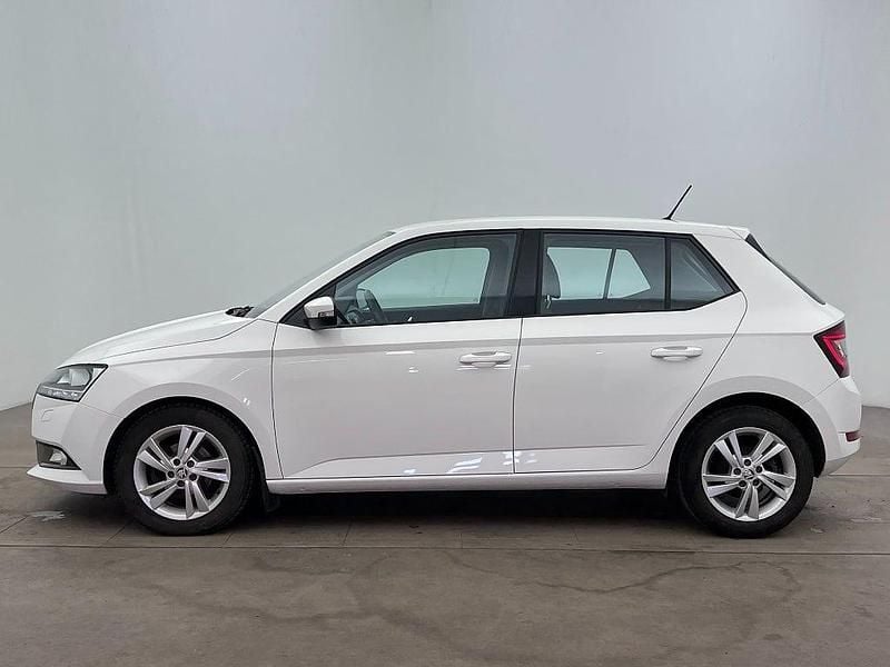 Begagnad Skoda Fabia 95 HK (69 kW) 2021 Vit Halvkombi