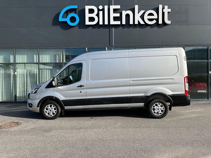 Grå Begagnad 2019 Ford Transit Van | 239 900 kr (Dyr) - Bild 1/4