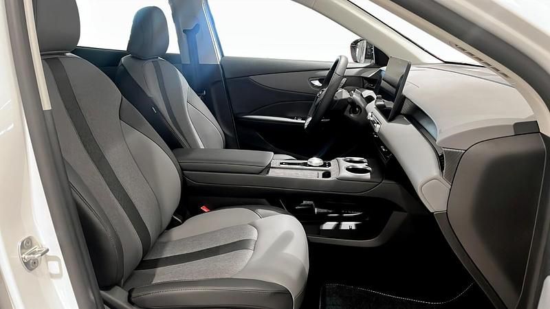 Ny MG S5 169 kW (231 HK) 2025 Vit SUV