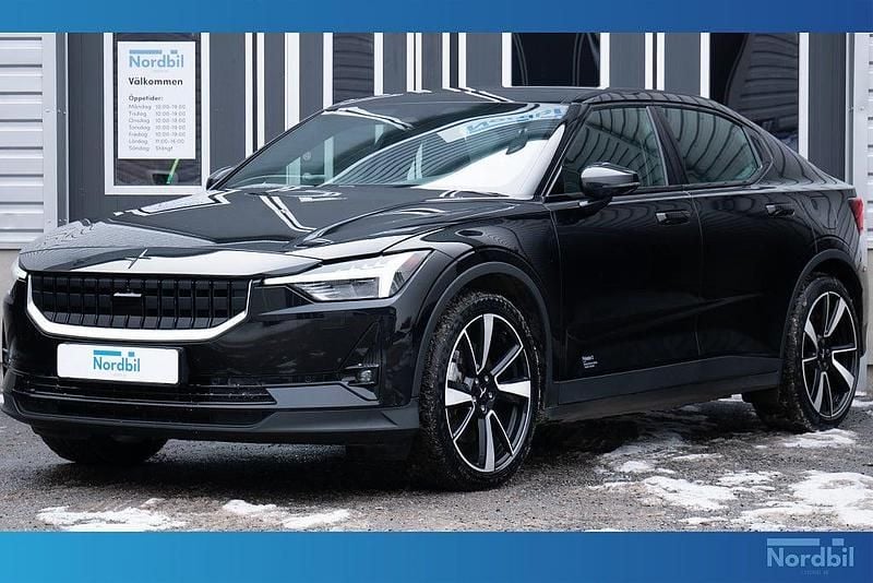 Svart Begagnad 2020 Polestar 2 Long Range Dual motor Halvkombi | 289 000 kr (Marknadspris) - Bild 1/4