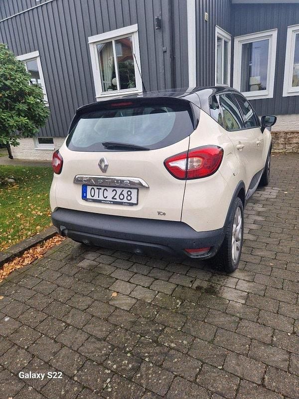 Begagnad 2015 Renault Captur SUV | 96 000 kr (Bra pris) - Bild 1/3