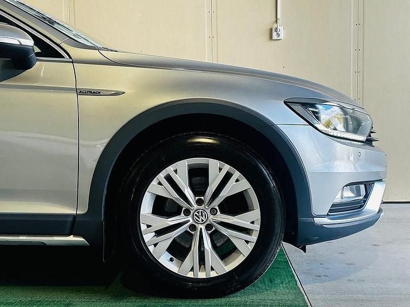 Begagnad VW Passat Alltrack 190 HK (139 kW) 2017 Silver Kombi