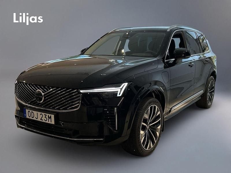 Svart Ny 2025 Volvo XC90 Ultra SUV | 969 900 kr (Marknadspris) - Bild 1/3