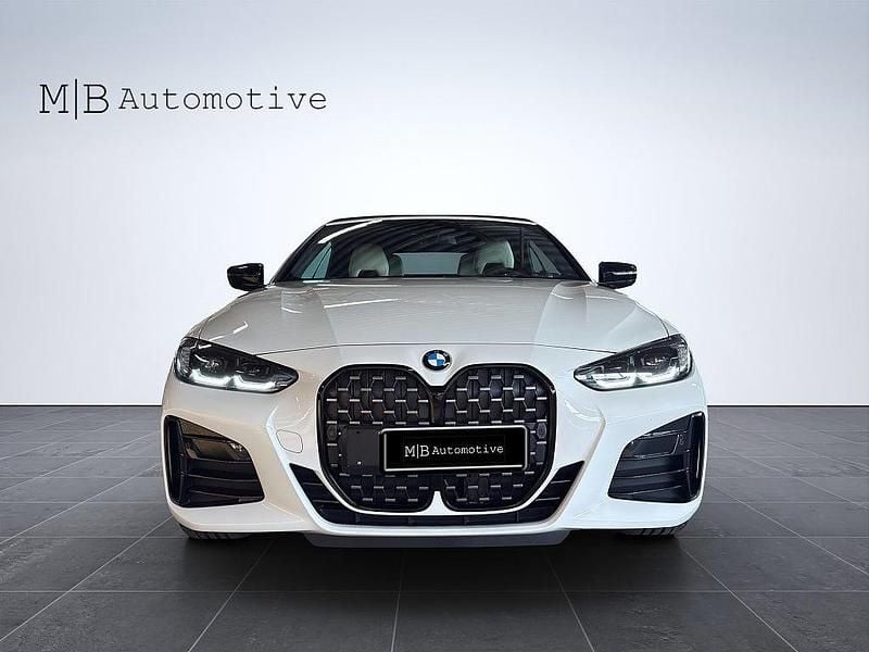 Begagnad BMW M440 M Sport 374 HK (275 kW) 2024 Vit Sedan