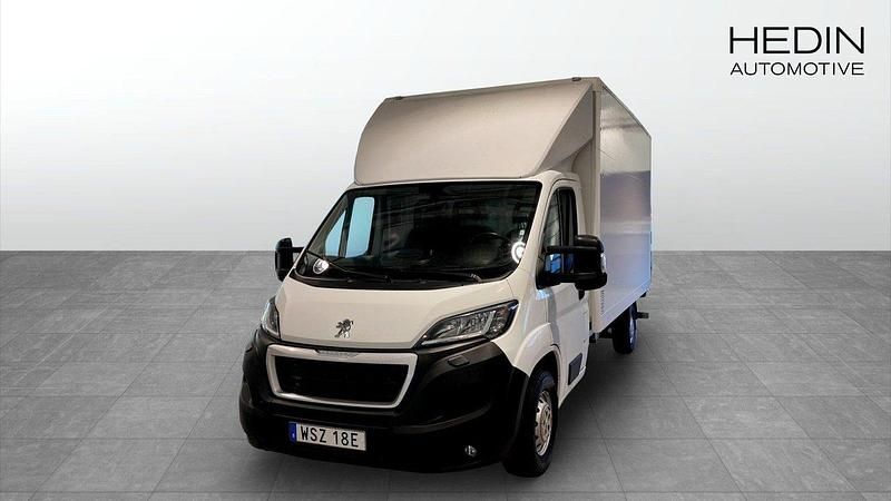 Vit (white) Begagnad 2019 Peugeot Boxer Van | 219 900 kr (Dyr) - Bild 1/4