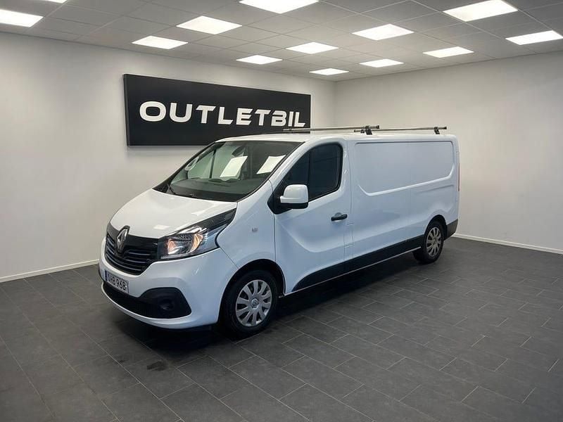Vit Begagnad 2019 Renault Trafic Minibuss | 99 000 kr (Marknadspris) - Bild 1/4