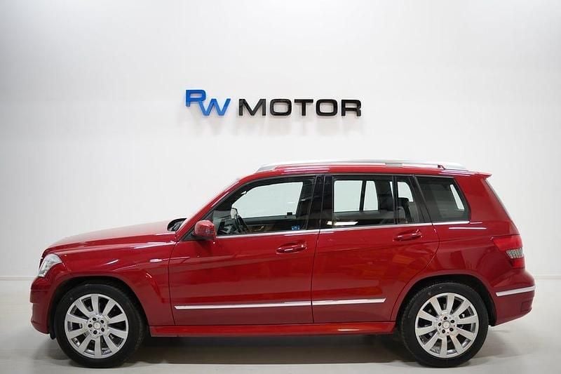 Begagnad Mercedes GLK220 170 HK (125 kW) 2011 Ljusröd SUV