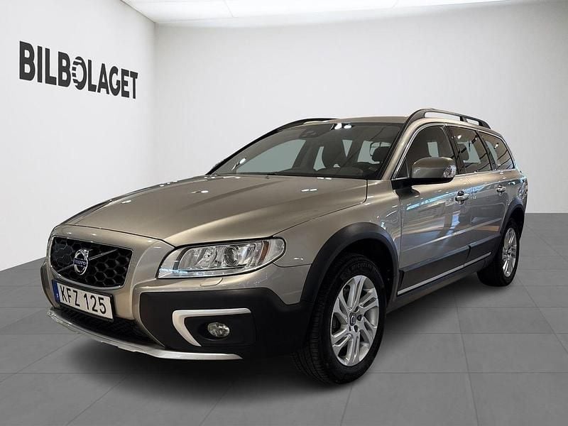 Ljusbrun (brun) Begagnad 2015 Volvo XC70 Momentum SUV | 249 800 kr (Lite dyr) - Bild 1/4