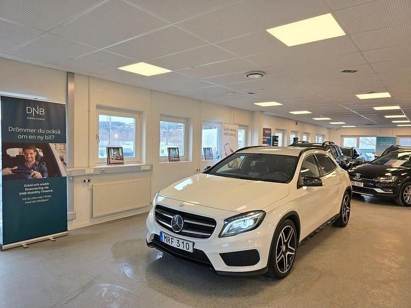 Begagnad Mercedes GLA250 AMG 211 HK (155 kW) 2015 Vit SUV