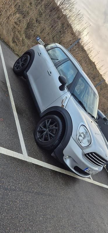 Begagnad 2014 Mini One Countryman SUV | 119 500 kr (Marknadspris) - Bild 1/4