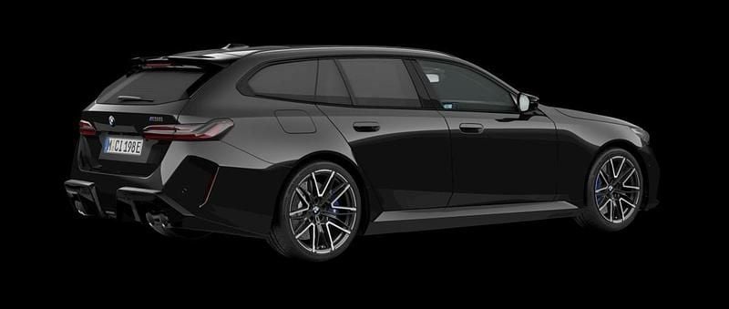 Ny BMW M5 Comfort Edition 727 HK (534 kW) 2026 Kombi