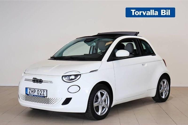 Begagnad Fiat 500e Icon 86 kW (118 HK) 2020 Vit Cab
