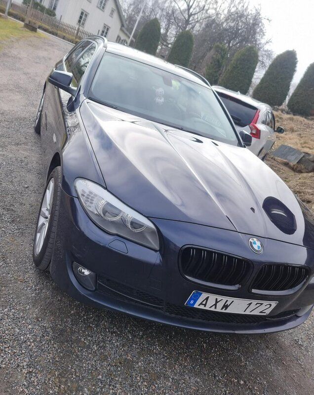 Blå Begagnad 2013 BMW 525 M Sport Kombi | 125 000 kr (Bra pris) - Bild 1/4