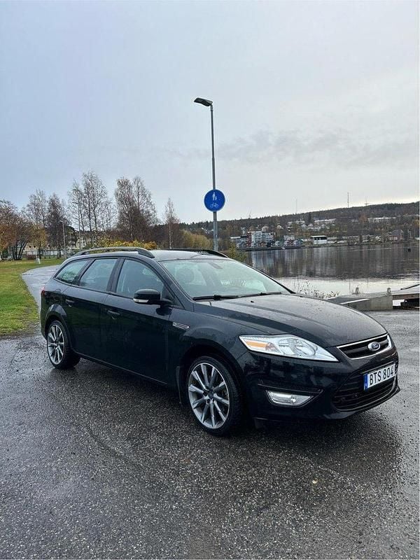 Svart Begagnad 2011 Ford Mondeo Trend Kombi | 55 000 kr (Marknadspris) - Bild 1/4