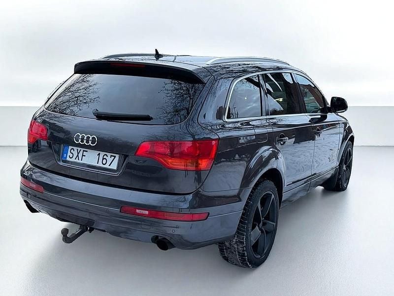 Begagnad Audi Q7 Comfort 233 HK (171 kW) 2006 Grå SUV