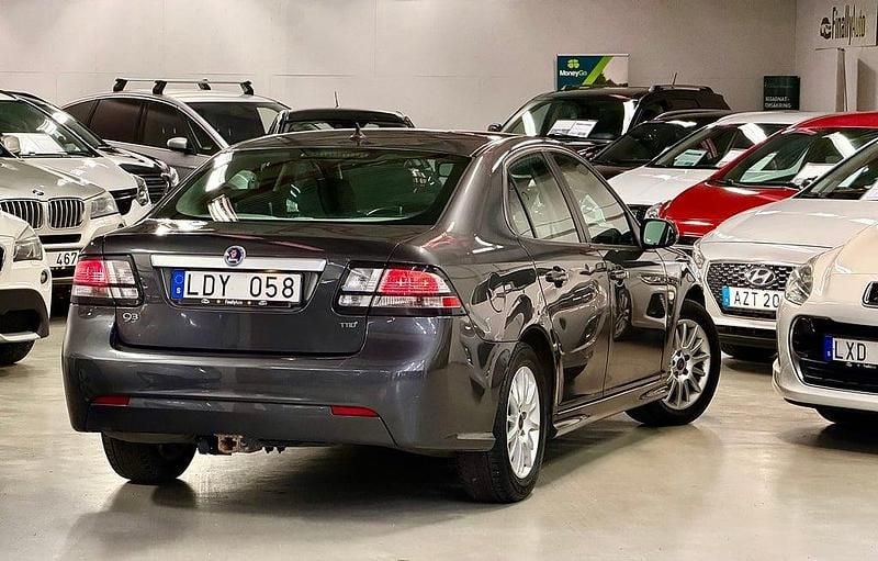 Begagnad Saab 9-3 Linear 160 HK (117 kW) 2010 Grå Sedan