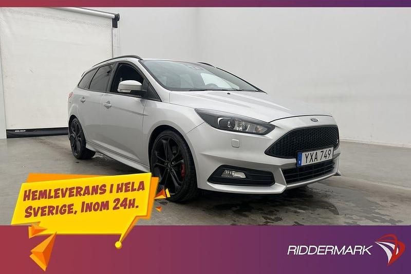 Grå Begagnad 2017 Ford Focus ST Kombi | 169 800 kr - Bild 1/3