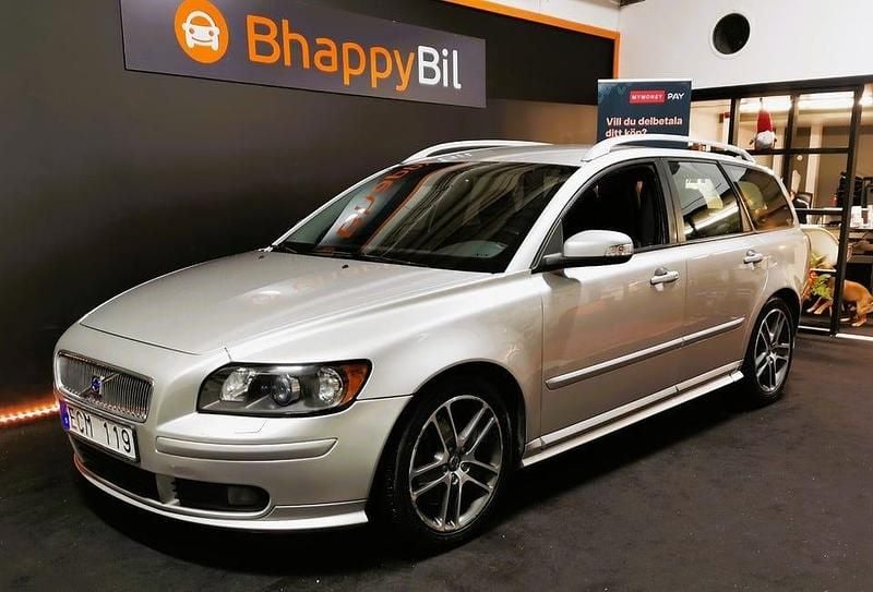 Grå Begagnad 2007 Volvo V50 Kombi | 89 900 kr - Bild 1/4