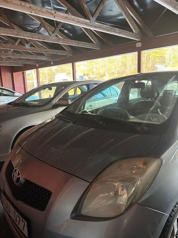 Begagnad Toyota Yaris 69 HK (50 kW) 2006