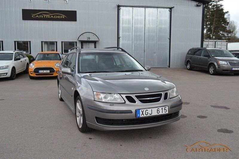 Ljusgrå (grå) Begagnad 2006 Saab 9-3 Linear Kombi | 29 900 kr (Lite dyr) - Bild 1/4