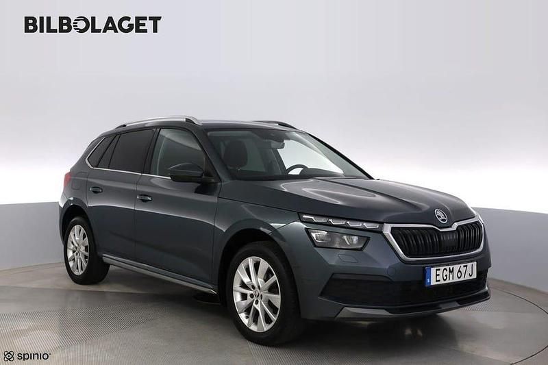 Grå Begagnad 2019 Skoda Kamiq Style SUV | 179 500 kr (Marknadspris) - Bild 1/4