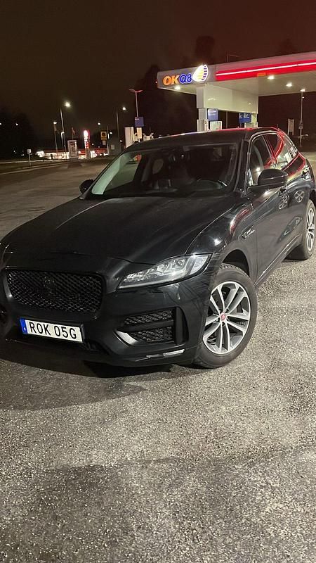Begagnad Jaguar F-Pace 180 HK (132 kW) 2020 SUV
