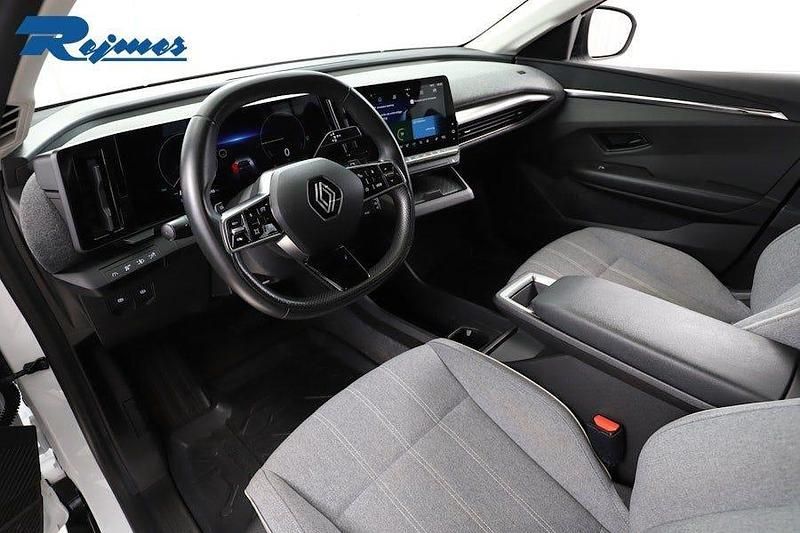 Begagnad Renault Mégane IV Equilibre 160 kW (218 HK) 2023 Glaciär vit