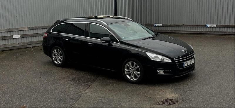 Svart Begagnad 2011 Peugeot 508 Kombi | 39 900 kr (Bra pris) - Bild 1/4