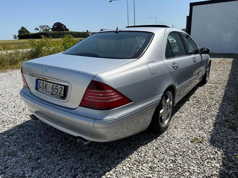 Begagnad Mercedes S320 204 HK (150 kW) 2005 Silver Sedan
