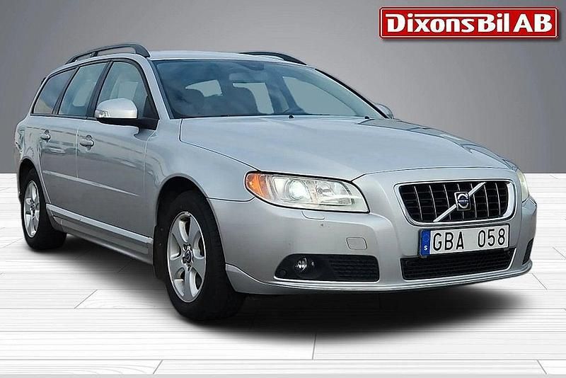 Ljusgrå Begagnad 2007 Volvo V70 Momentum Kombi | 55 000 kr (Marknadspris) - Bild 1/4