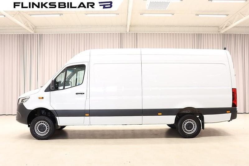 Begagnad Mercedes Sprinter 191 HK (140 kW) 2024 Vit Van