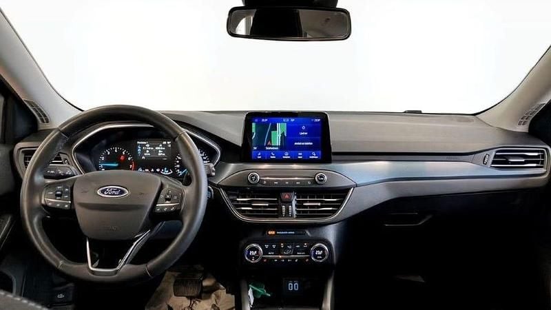 Begagnad Ford Focus 125 HK (91 kW) 2023