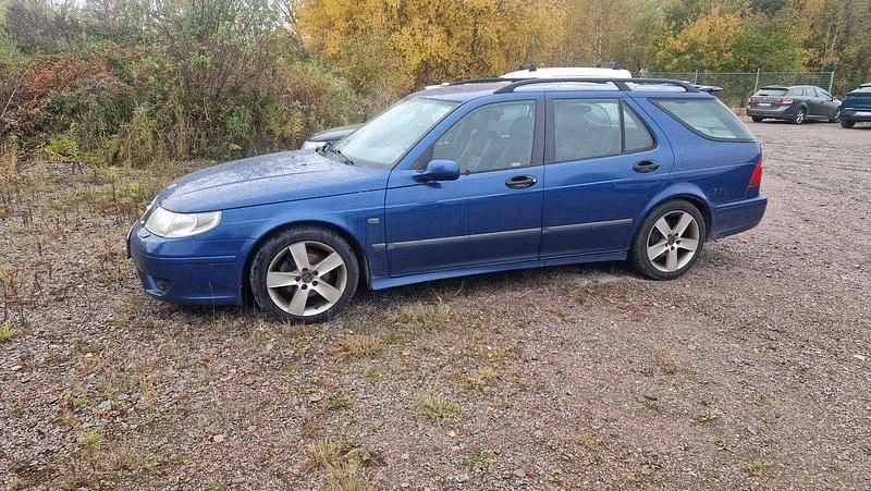 Blå Begagnad 2003 Saab 9-5 Vector Kombi | 15 000 kr (Bra pris) - Bild 1/2