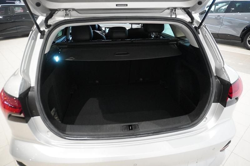 Begagnad MG MG5 EV Long Range 114 kW (156 HK) 2022 Grå Kombi