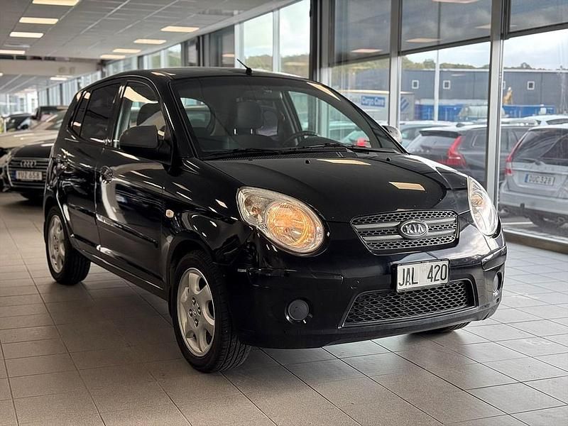 Svart Begagnad 2009 Kia Picanto Halvkombi | 29 900 kr (Marknadspris) - Bild 1/4