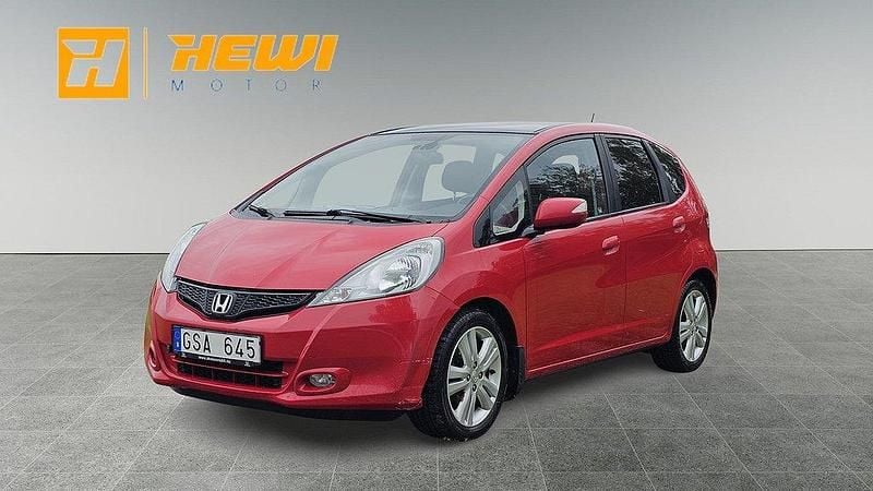 Röd Begagnad 2011 Honda Jazz Halvkombi | 49 800 kr (Dyr) - Bild 1/4