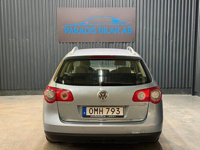 Begagnad VW Passat Sportline 150 HK (110 kW) 2009 Ljusblå Kombi
