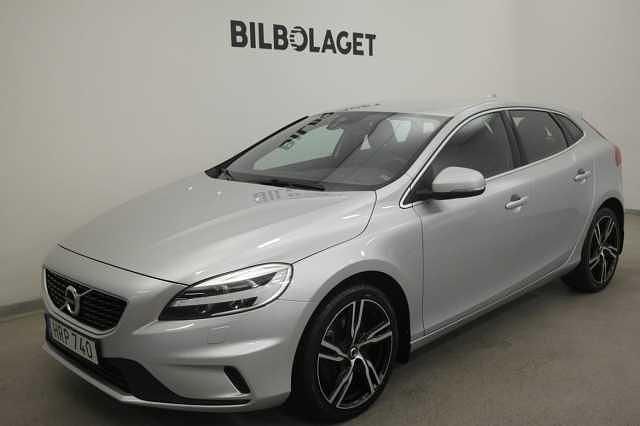 Silver Begagnad 2017 Volvo V40 Business Edition Kombi | 225 800 kr - Bild 1/4