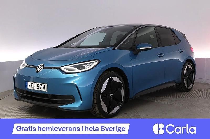 Blå Begagnad 2024 VW ID.3 Pro Halvkombi | 419 990 kr - Bild 1/4