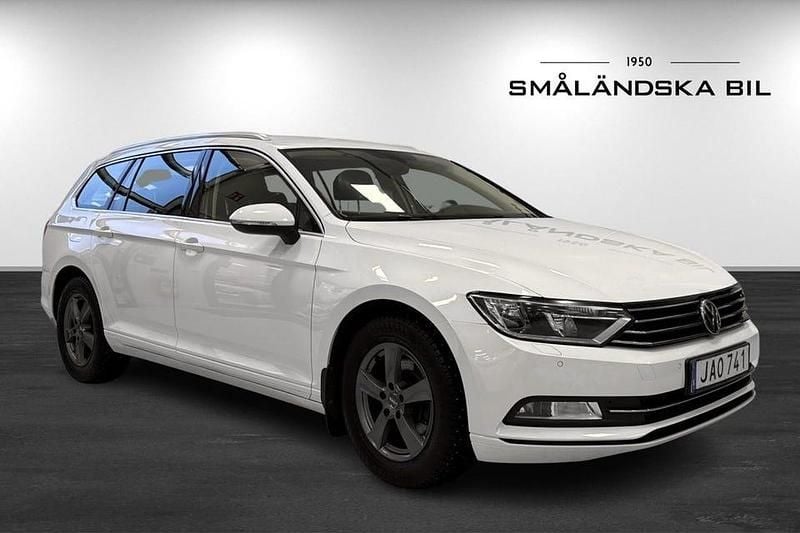Begagnad VW Passat 150 HK (110 kW) 2015 Vit Kombi